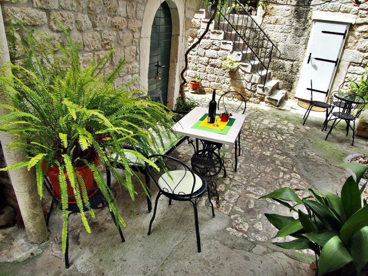 Rooms & Studio Stipcic Trogir Extérieur photo